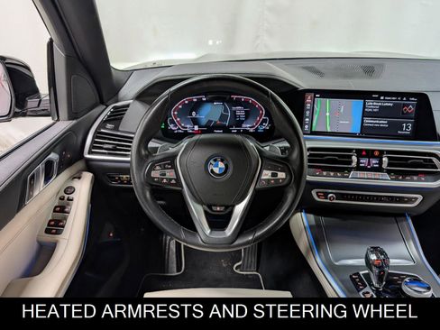 Used 2022 BMW X5 xDrive45e image 2