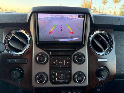 Used 2014 Ford F250 Lariat w/ Lariat Ultimate Package image 18