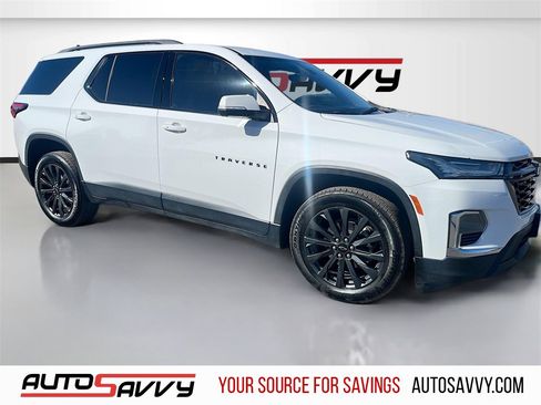 Used 2023 Chevrolet Traverse RS w/ LPO, Floor Liner Package image 1