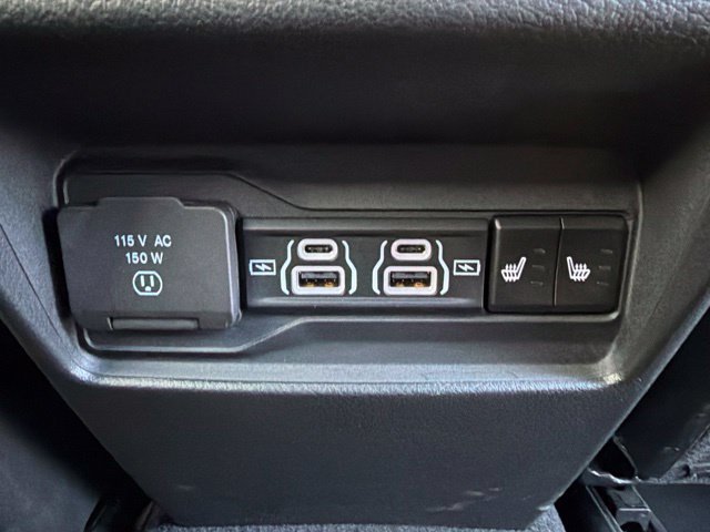 Certified 2025 Jeep Grand Cherokee Limited w/ Trailer Tow Package AWD/4WD image 15