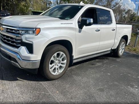 Used 2024 Chevrolet Silverado 1500 LTZ w/ Technology Package image 2
