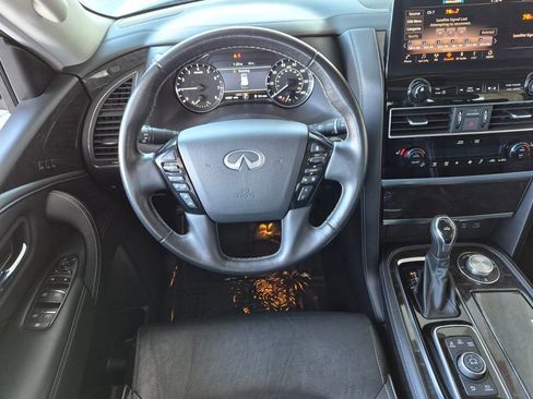 Used 2024 INFINITI QX80 Luxe image 13