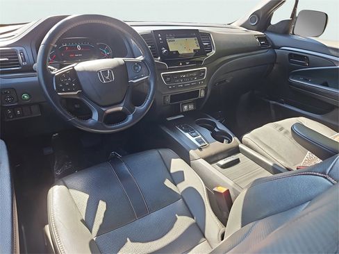 Certified 2022 Honda Pilot TrailSport image 11