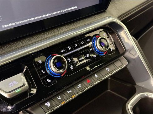 Used 2024 GMC Sierra 2500 Denali w/ Denali Reserve Package image 15