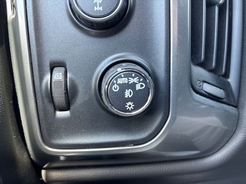 Used 2018 Chevrolet Silverado 1500 LT w/ All Star Edition image 24