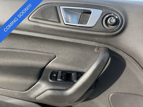 Used 2015 Ford Fiesta ST FWD image 26