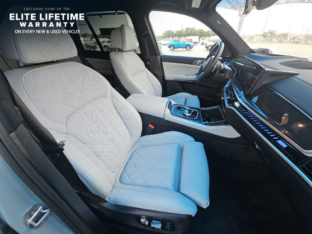 Used 2026 BMW X5 M60i AWD/4WD image 10