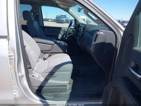 Used 2018 Chevrolet Silverado 1500 W/T w/ Trailering Package AWD/4WD image 5