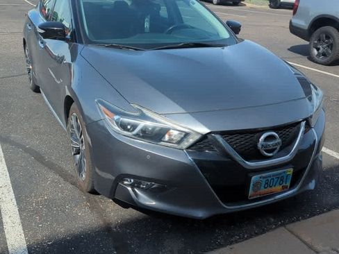 Used 2018 Nissan Maxima Platinum FWD image 2