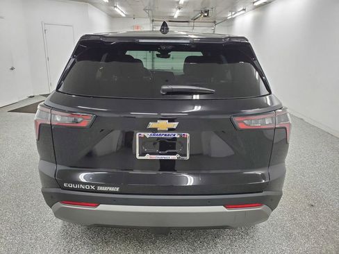 Used 2025 Chevrolet Equinox LT w/ Safety and Technology Package image 6