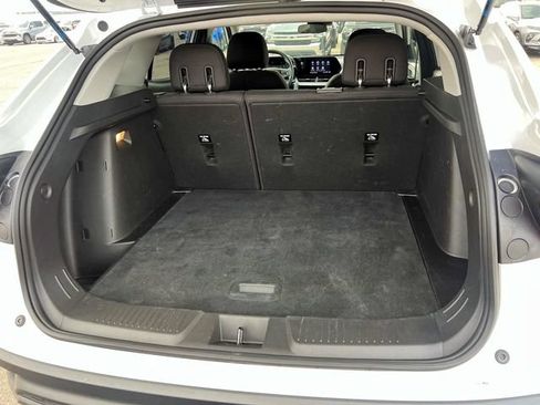 Certified 2024 Chevrolet Trax LS w/ LS Convenience Package FWD image 13