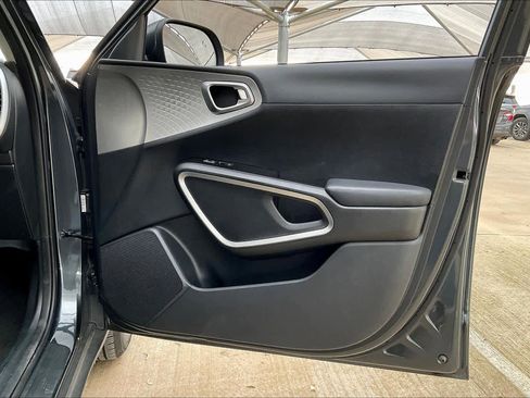 Used 2024 Kia Soul LX w/ Option Group 015 image 21