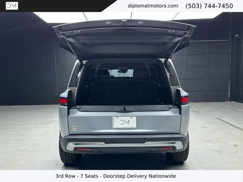 Used 2023 Rivian R1S Adventure image 44