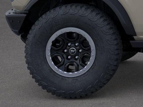 New 2026 Ford Bronco Badlands image 21