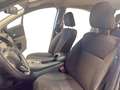 Used 2017 Honda HR-V LX image 15