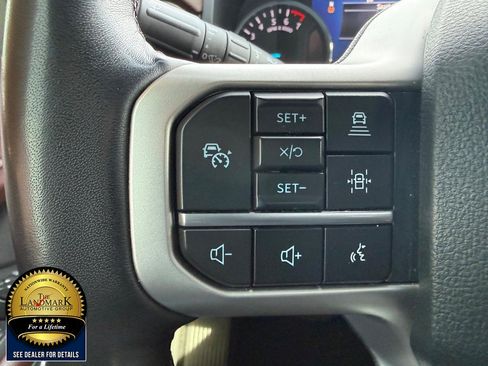 Used 2024 Ford Expedition Limited AWD/4WD image 10