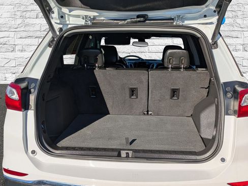 Used 2020 Chevrolet Equinox Premier w/ LPO, Cargo Package image 10
