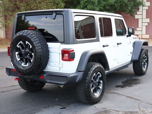 Used 2026 Jeep Wrangler Unlimited Rubicon AWD/4WD image 26