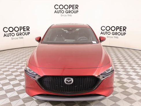 Used 2020 MAZDA MAZDA3 Premium image 9