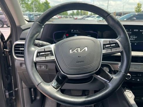 Certified 2024 Kia Telluride EX w/ EX Captain's Chair Package AWD/4WD image 14