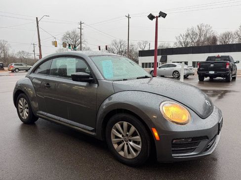 Used 2017 Volkswagen Beetle 1.8T S image 16
