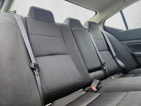 Used 2025 Nissan Altima 2.5 SV image 21