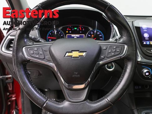 Used 2019 Chevrolet Equinox LT w/ Sun & Navigation Package AWD/4WD image 10
