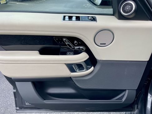 Used 2021 Land Rover Range Rover Westminster Edition image 12