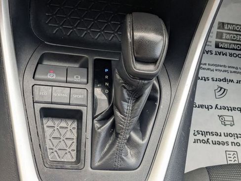 Certified 2024 Toyota RAV4 LE FWD image 21
