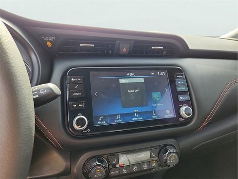 Used 2023 Nissan Kicks SR w/ SR Premium Package image 24