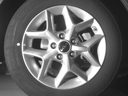 Used 2025 Kia Soul LX w/ LX Technology Package image 13