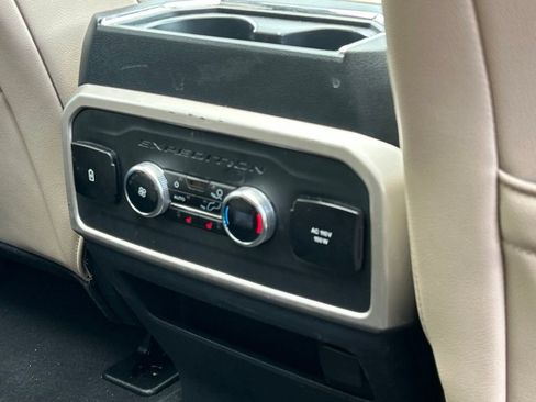 Used 2024 Ford Expedition Limited RWD image 48