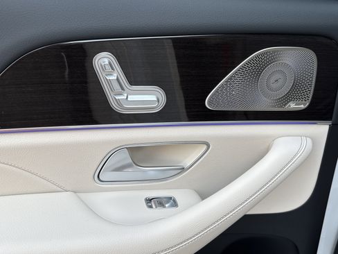 Certified 2026 Mercedes-Benz GLE 450 4MATIC image 48