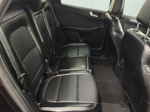 Used 2025 Ford Escape Platinum AWD/4WD image 16