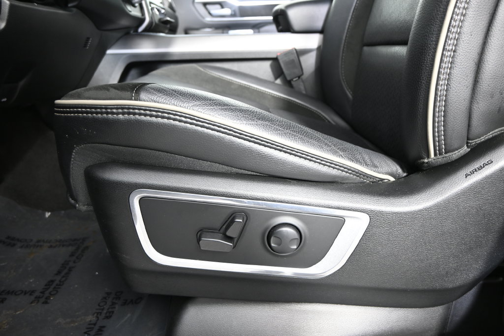 Used 2023 RAM 1500 Laramie AWD/4WD image 22