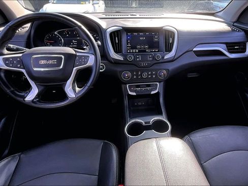 Used 2023 GMC Terrain SLT image 7
