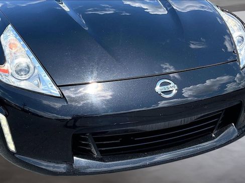 Used 2014 Nissan 370Z Touring RWD image 25