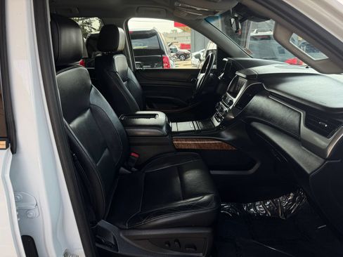 Used 2018 Chevrolet Suburban Premier RWD image 23