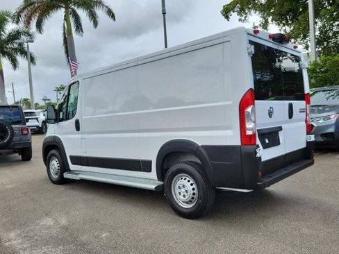 Used 2025 RAM ProMaster 2500 w/ U-Haul Equipment Group FWD image 7