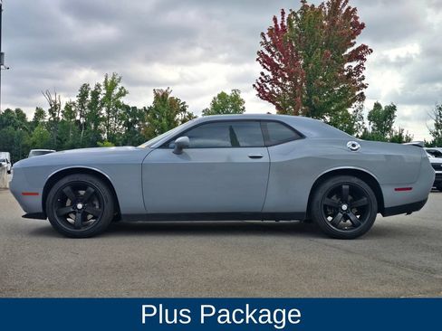Used 2020 Dodge Challenger SXT w/ Plus Package RWD image 4