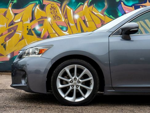 Used 2012 Lexus CT 200h Premium FWD image 10