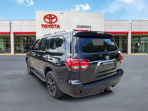 Used 2021 Toyota Sequoia Platinum AWD/4WD image 4