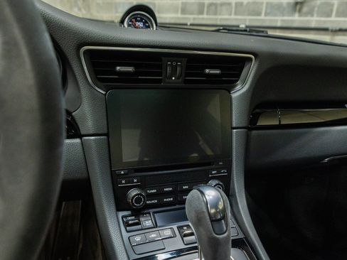 Used 2019 Porsche 911 Carrera T RWD image 49