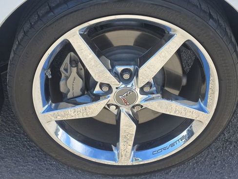 Used 2015 Chevrolet Corvette Stingray Coupe w/ 2LT Preferred Equipment Group image 9