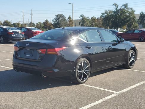 New 2025 Nissan Altima 2.5 SR w/ SR Premium Package image 5