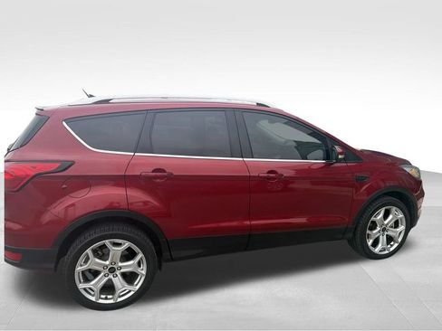 Used 2019 Ford Escape Titanium AWD/4WD image 20