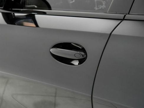 Used 2025 BMW X6 M Competition w/ Executive Package image 38