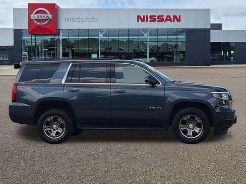Used 2020 Chevrolet Tahoe LS w/ Max Trailering Package AWD/4WD image 8