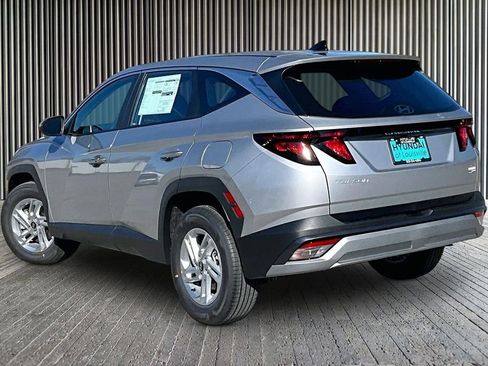 New 2026 Hyundai Tucson SE image 3