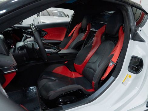Used 2023 Chevrolet Corvette Z06 w/ Z07 Performance Package RWD image 24